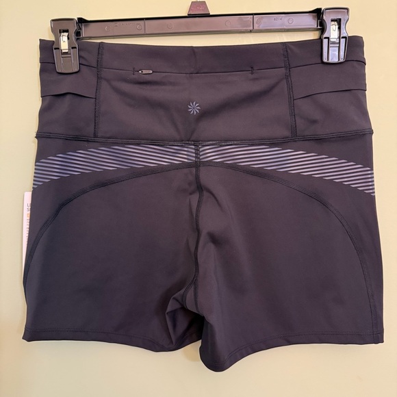 New Athleta Allyson Felix legend shortie Black Athletic Shorts women’s size 1X - Picture 8 of 14